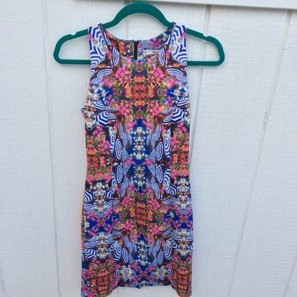 NWT MILLY FOR. DESIGN NATION ENGINEERED DRESS 0 - Picture 1 of 3